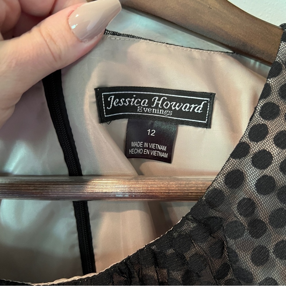 Jessica Howard Black and Beige Polka Dot Sleeveless Lined Dress - Picture 4 of 11